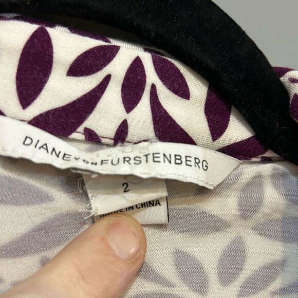 Diane Von Furstenberg DVF Julian Two wrap Moroccan purple white dress size 2 - Picture 3 of 11